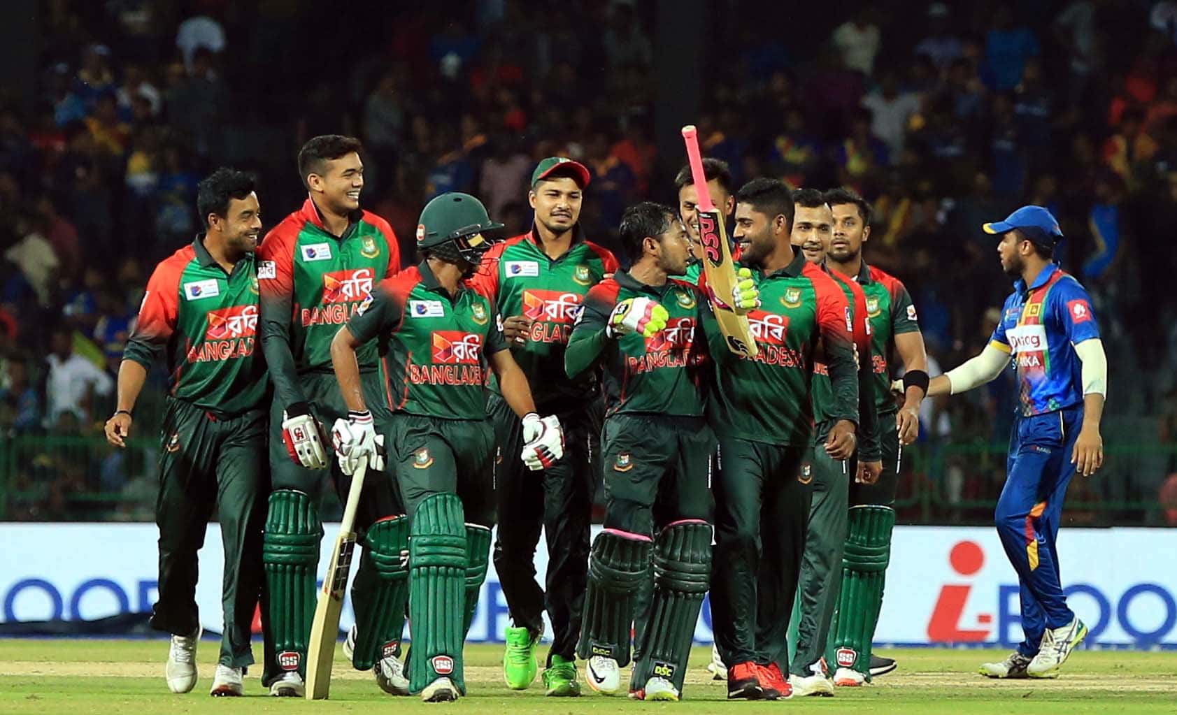 বাংলাদেশে ক্রিকেট খেলার জনপ্রিয়তার কারণ কি?